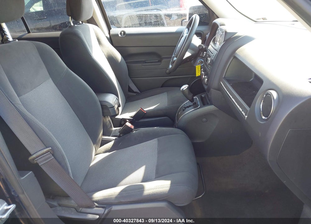 2016 JEEP PATRIOT SPORT VIN: 1C4NJPBA4GD717053