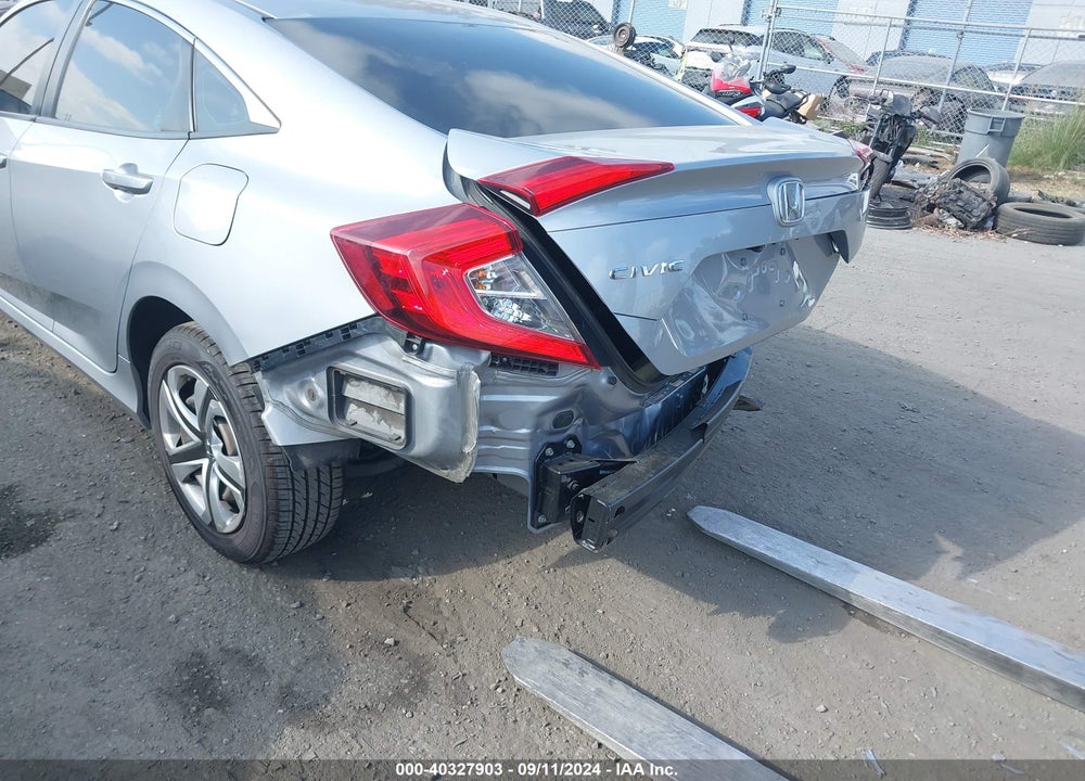 2017 HONDA CIVIC LX VIN: 2HGFC2F57HH517076