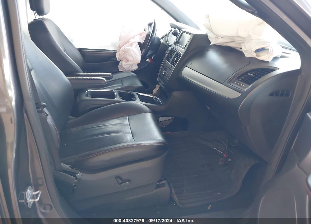 2018 DODGE GRAND CARAVAN GT VIN: 2C4RDGEG1JR324396