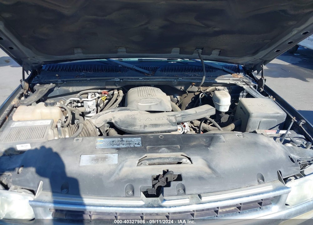 2004 CHEVROLET SUBURBAN 1500 LS VIN: 3GNEC16T44G325943