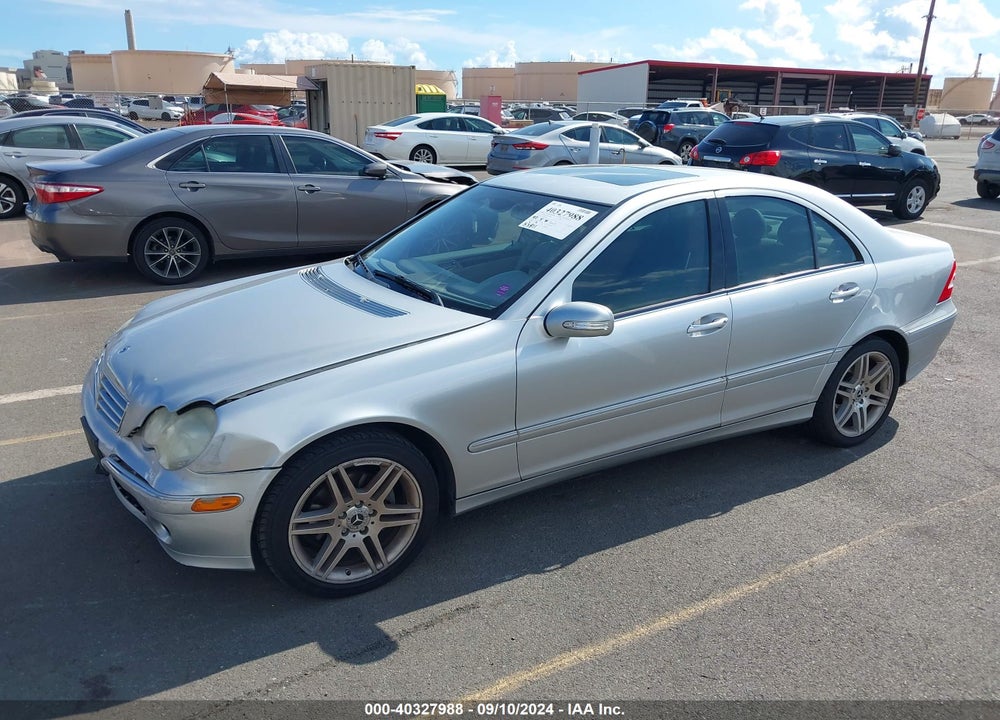 2005 MERCEDES-BENZ C 240 LUXURY VIN: WDBRF61J45A688326