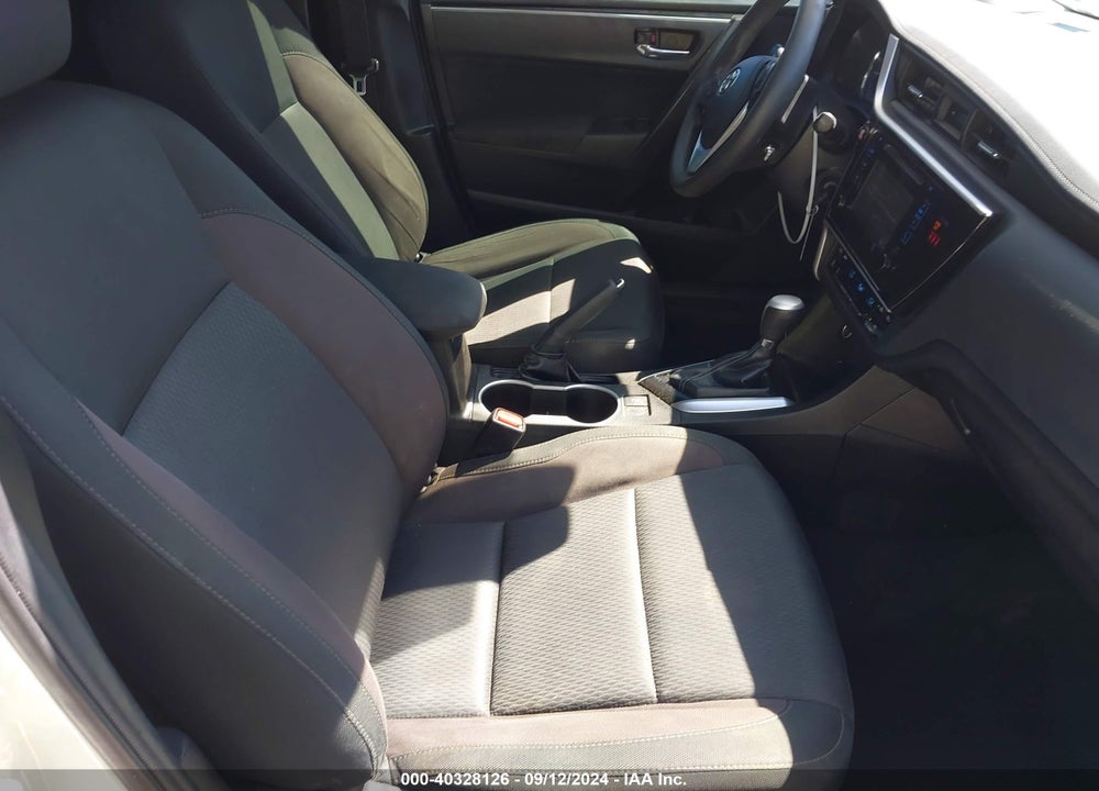 2019 TOYOTA COROLLA LE VIN: 5YFBURHE7KP890717