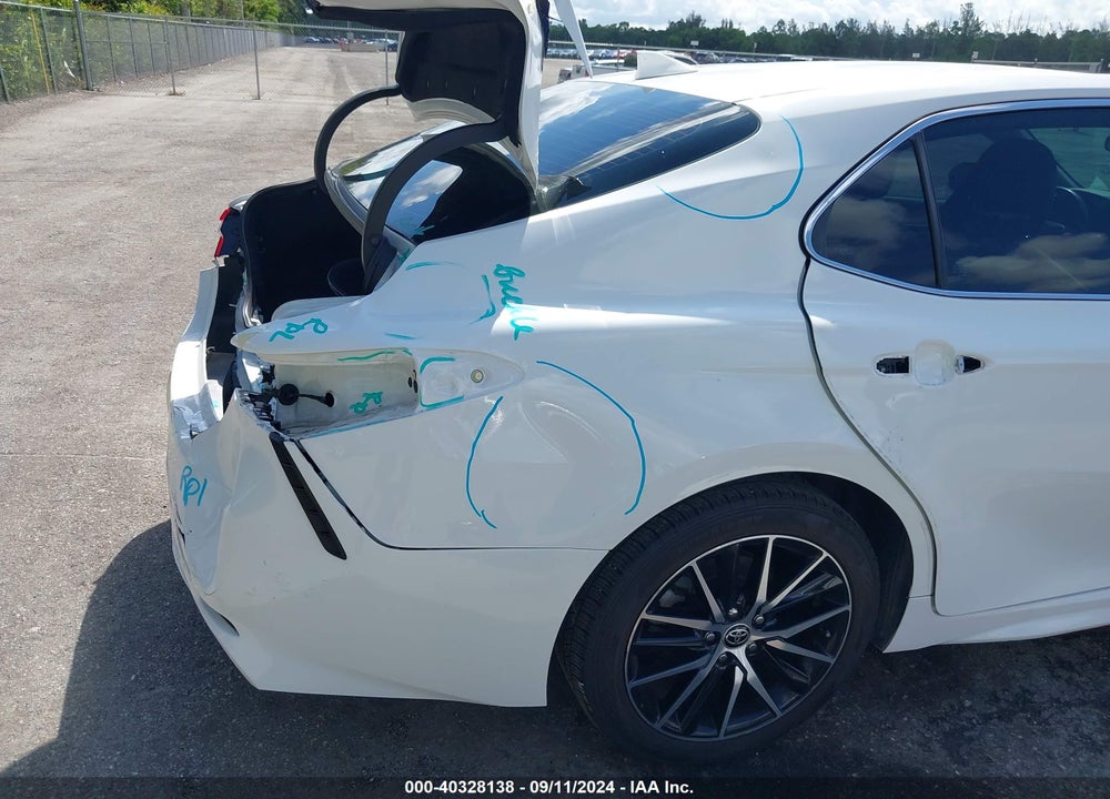 2021 TOYOTA CAMRY SE VIN: 4T1G11AK4MU613914