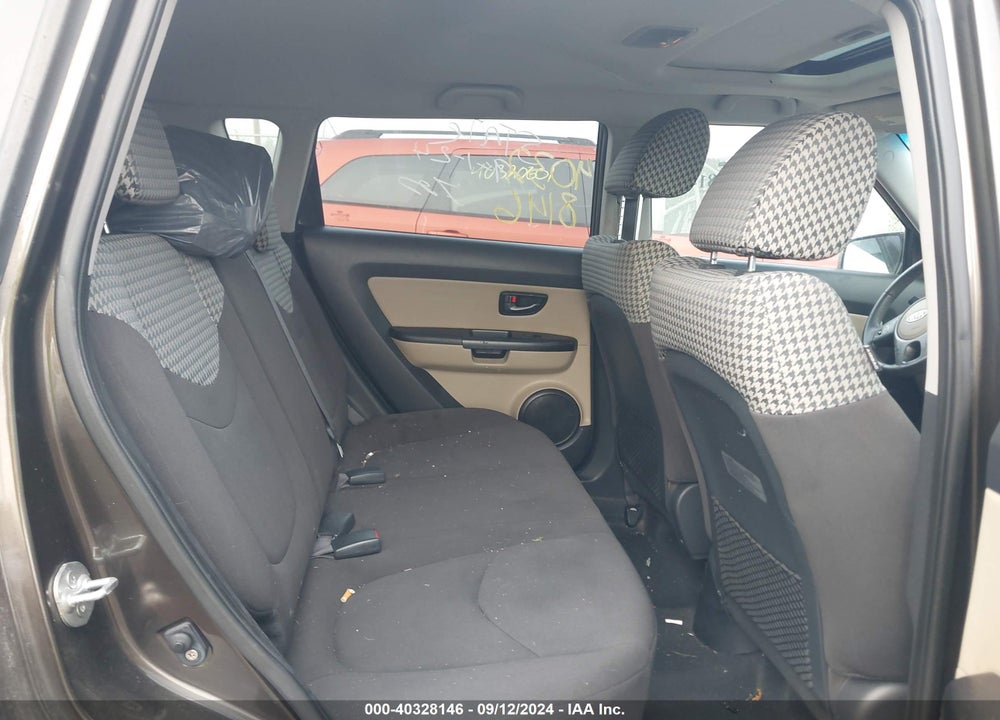 2010 KIA SOUL VIN: KNDJT2A22A7098593