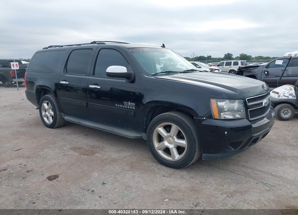2013 CHEVROLET SUBURBAN 1500 LT VIN: 1GNSCJE04DR136767