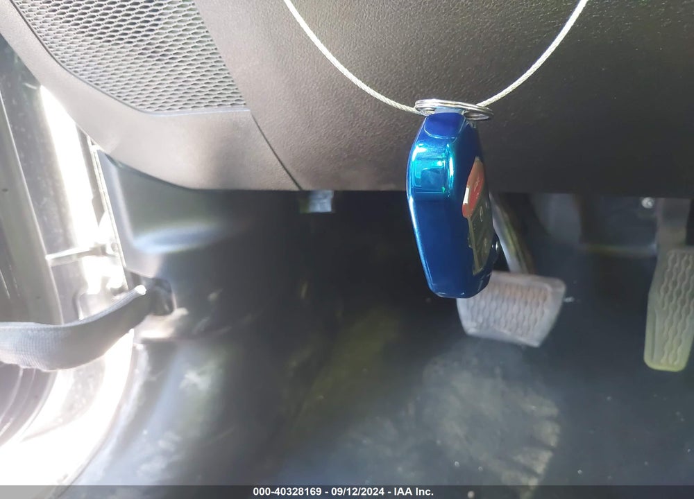 2019 JEEP WRANGLER UNLIMITED SAHARA 4X4 VIN: 1C4HJXEG9KW552479