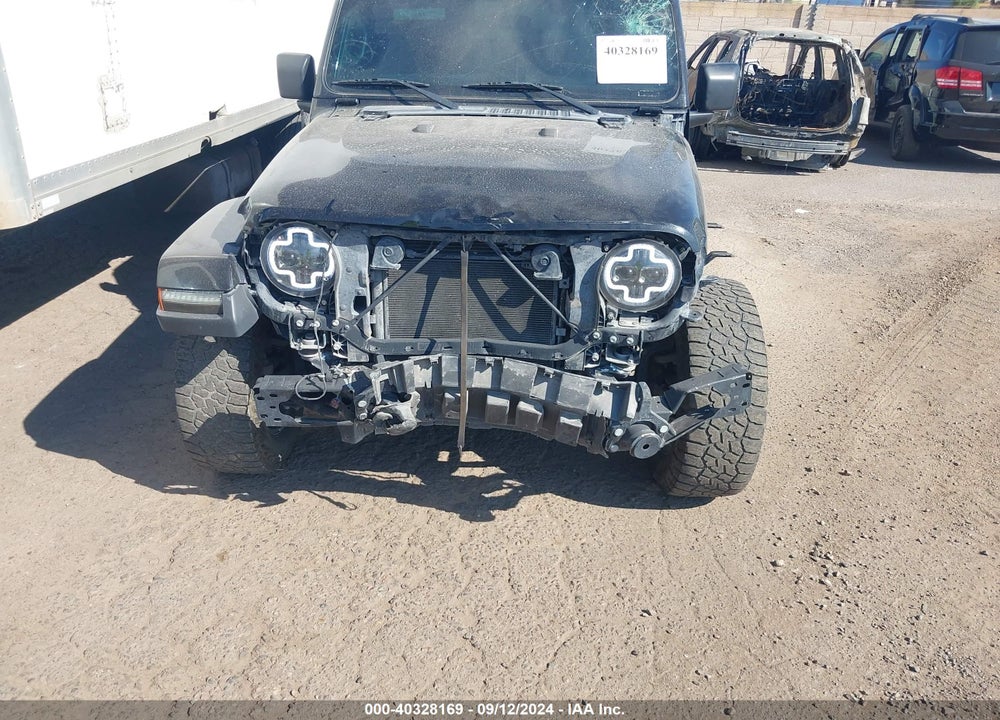 2019 JEEP WRANGLER UNLIMITED SAHARA 4X4 VIN: 1C4HJXEG9KW552479