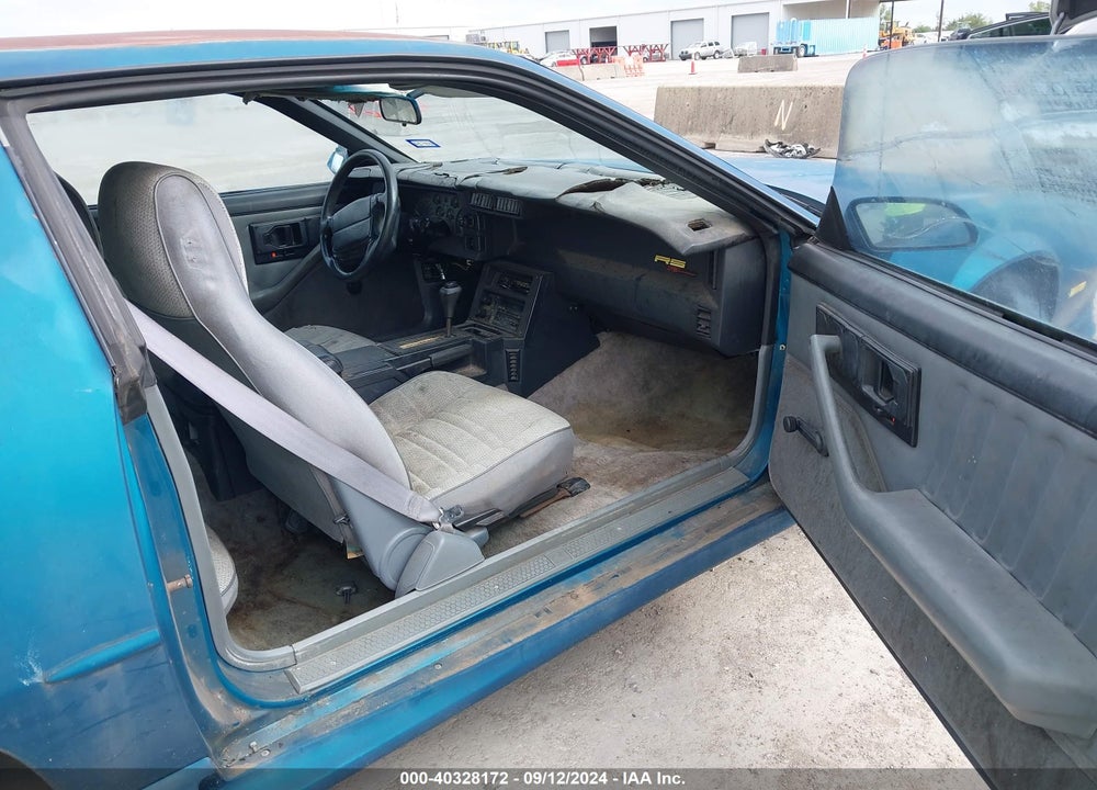 1992 CHEVROLET CAMARO RS VIN: 1G1FP23E5NL134414