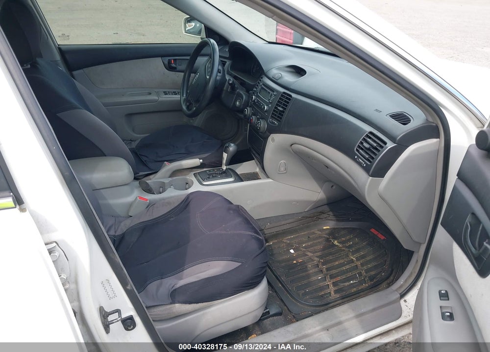2007 KIA OPTIMA LX VIN: KNAGE123175150562