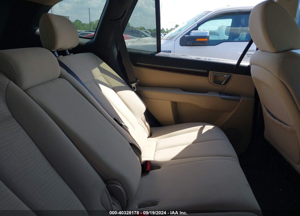 2010 HYUNDAI SANTA FE GLS VIN: 5NMSG3AB3AH385643