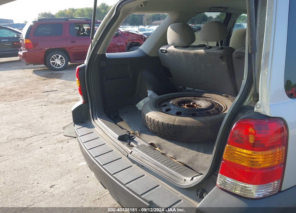 2007 FORD ESCAPE XLT/XLT SPORT VIN: 1FMYU03137KB88616