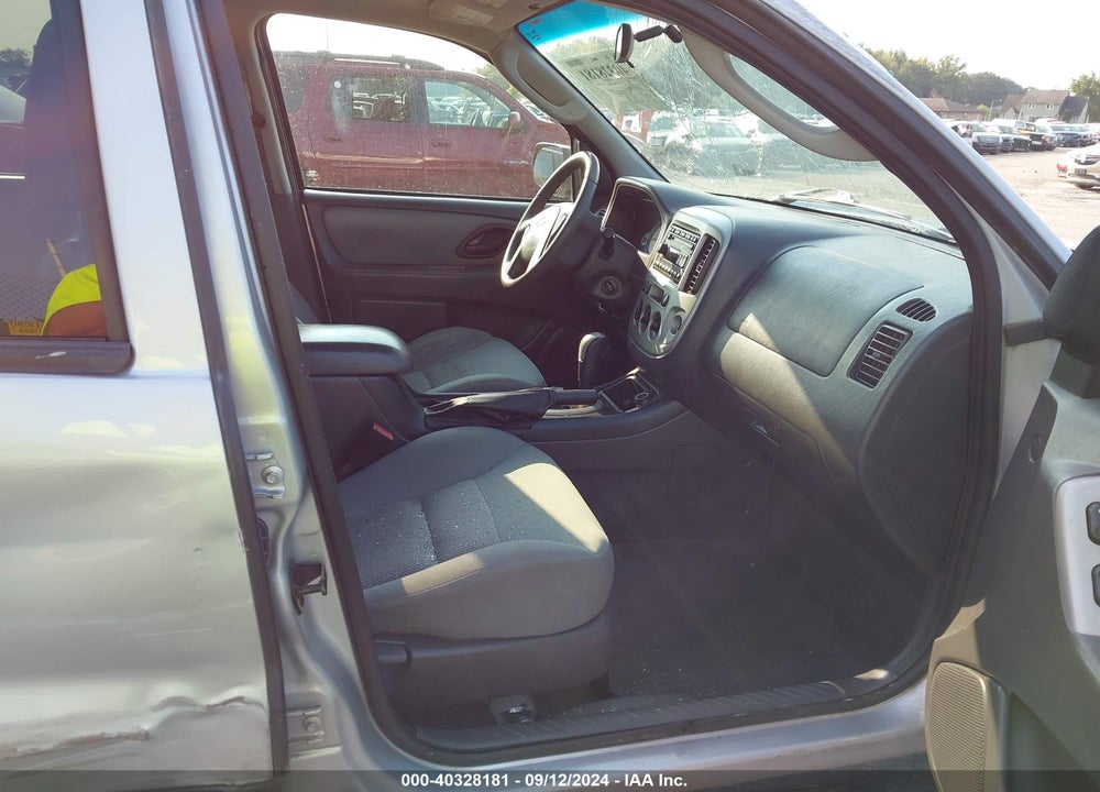 2007 FORD ESCAPE XLT/XLT SPORT VIN: 1FMYU03137KB88616