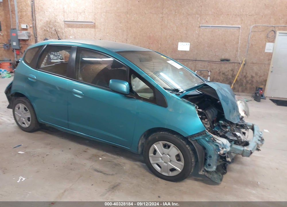 2012 HONDA FIT VIN: JHMGE8G33CC005399