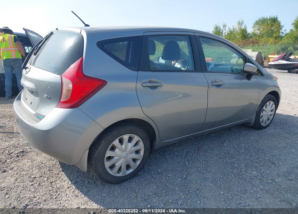 2015 NISSAN VERSA NOTE SV VIN: 3N1CE2CP7FL447524