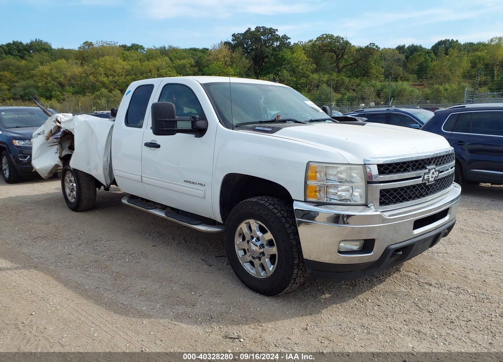 2011 CHEVROLET SILVERADO 2500HD LT VIN: 1GC2KXC80BZ153831