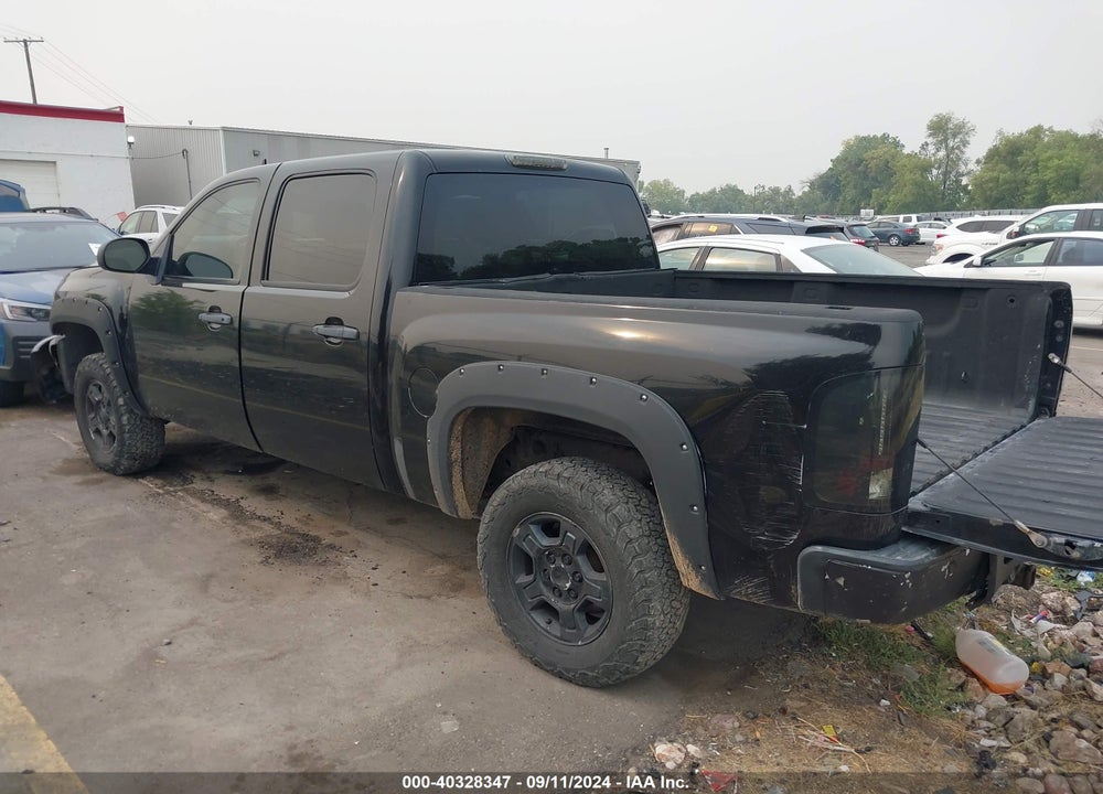 2007 CHEVROLET SILVERADO 1500 LT1 VIN: 2GCFK13YX71538800