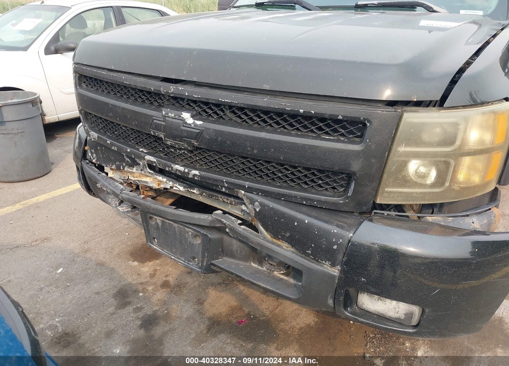 2007 CHEVROLET SILVERADO 1500 LT1 VIN: 2GCFK13YX71538800