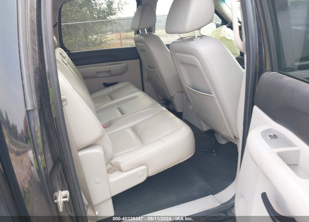 2007 CHEVROLET SILVERADO 1500 LT1 VIN: 2GCFK13YX71538800
