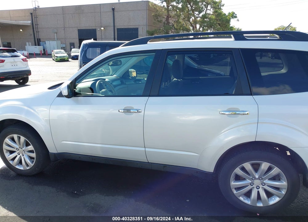2012 SUBARU FORESTER 2.5X PREMIUM VIN: JF2SHADC0CH411529