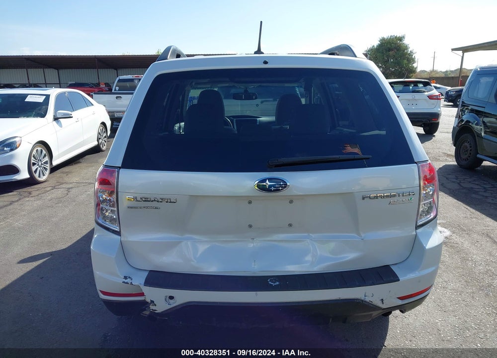 2012 SUBARU FORESTER 2.5X PREMIUM VIN: JF2SHADC0CH411529