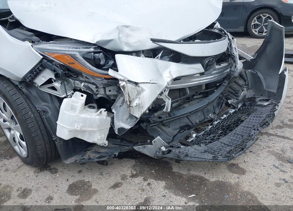 2022 TOYOTA COROLLA LE VIN: 5YFEPMAE6NP357649