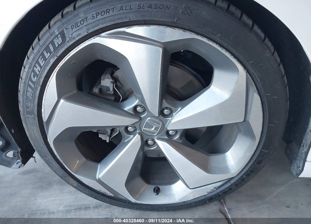 2019 HONDA ACCORD TOURING 2.0T VIN: 1HGCV2F97KA011897