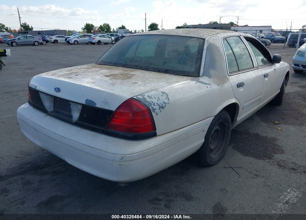 2001 FORD CROWN VICTORIA POLICE INTERCEPTOR VIN: 2FAFP71WX1X199164