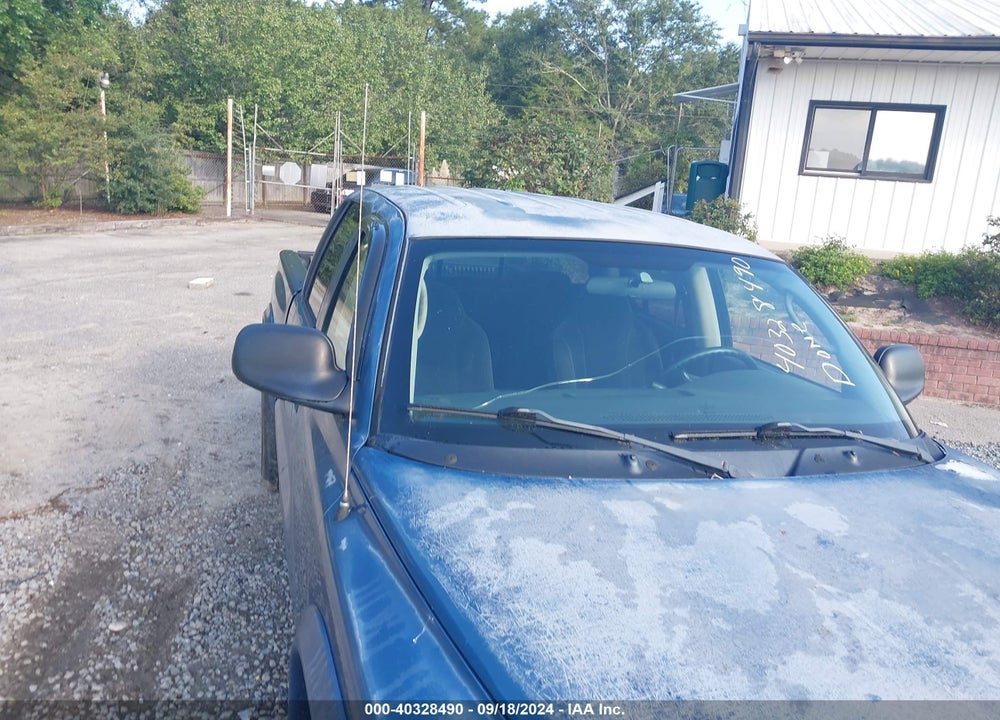 2002 DODGE DAKOTA SPORT VIN: 1B7HG38N52S715704