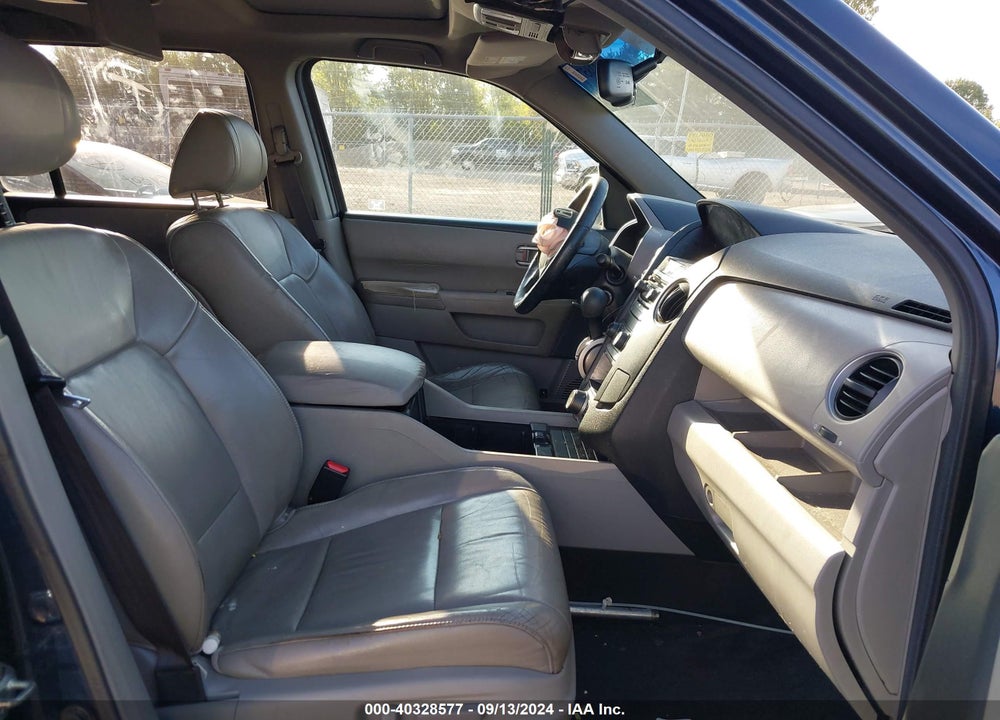 2012 HONDA PILOT EX-L VIN: 5FNYF4H66CB043085