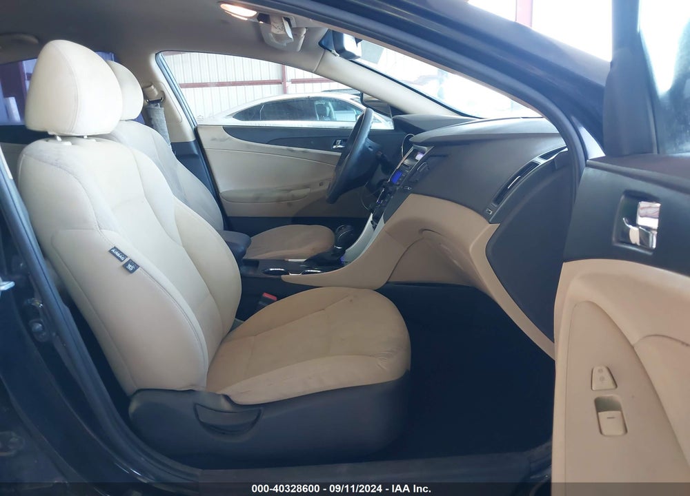 2012 HYUNDAI SONATA VIN: 5NPEB4AC8CH481204