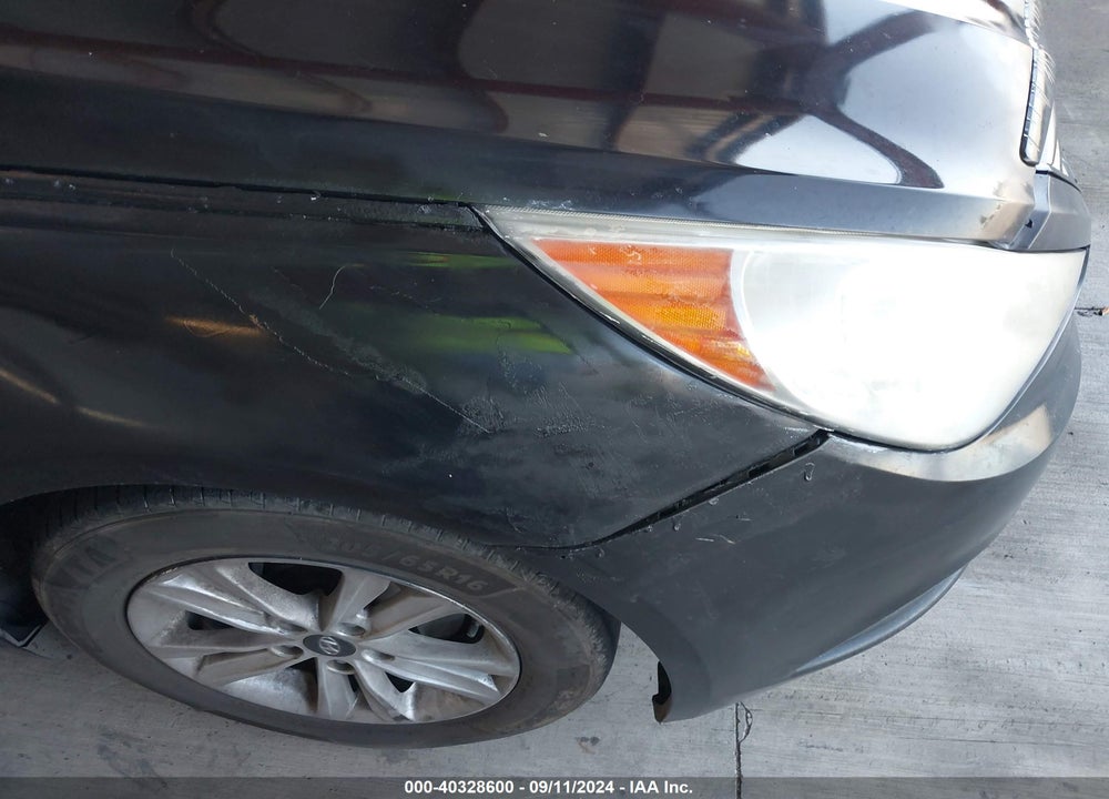 2012 HYUNDAI SONATA VIN: 5NPEB4AC8CH481204
