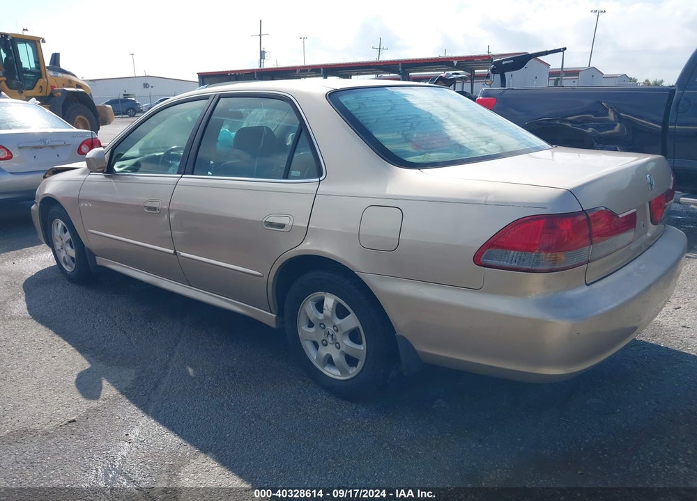 2002 HONDA ACCORD 2.3 EX VIN: 1HGCG56682A107586