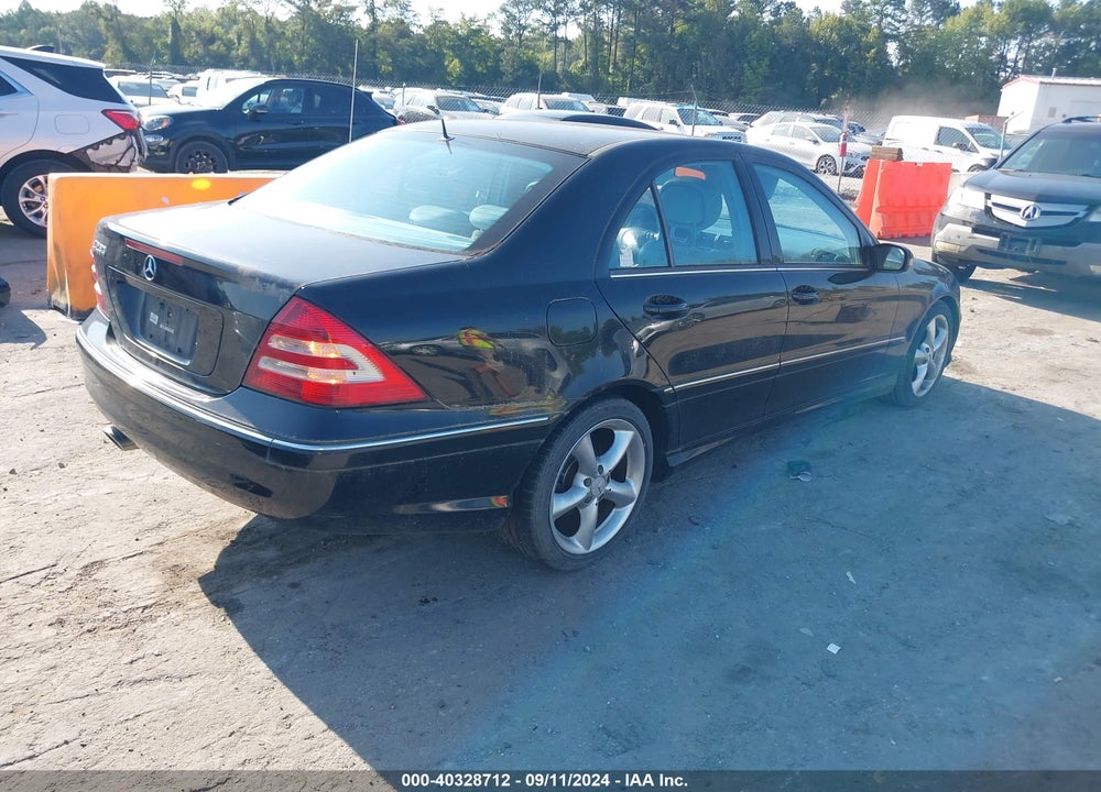 2006 MERCEDES-BENZ C 230 SPORT VIN: WDBRF52H56A911111