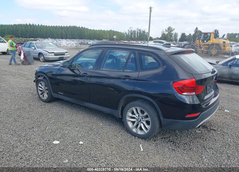2015 BMW X1 VIN: WBAVL1C59FVY39468