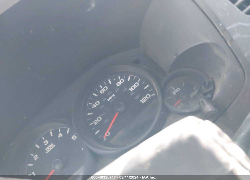 2013 CHEVROLET SILVERADO 1500 LS VIN: 3GCPKREA5DG247479