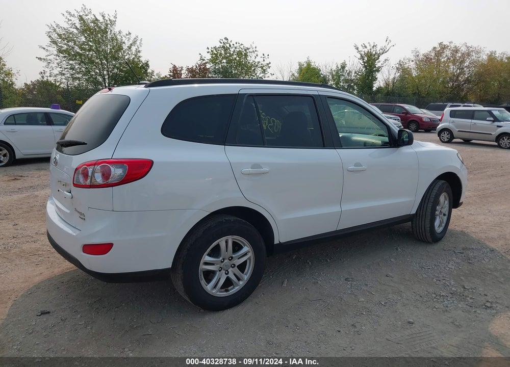 2011 HYUNDAI SANTA FE GLS VIN: 5XYZGDAB3BG005894