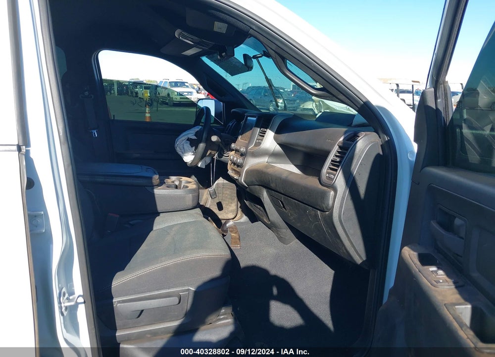 2022 RAM 2500 TRADESMAN 4X4 6'4 BOX VIN: 3C6UR5CL1NG391647