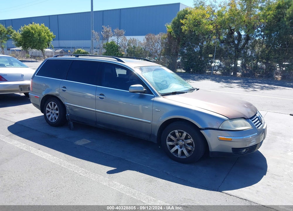 2001 VOLKSWAGEN PASSAT GLS VIN: WVWVD63B11E260048