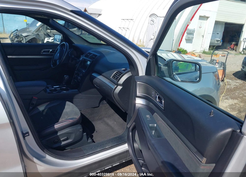2019 FORD EXPLORER XLT VIN: 1FM5K8D8XKGA73753