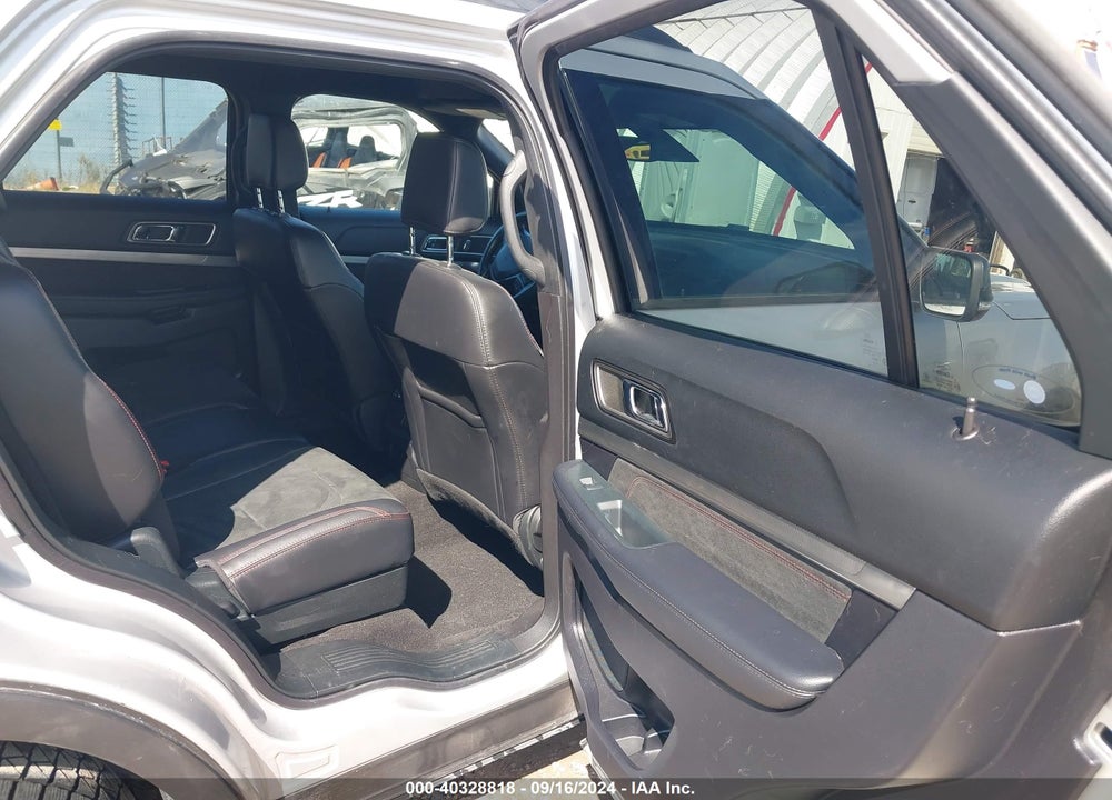 2019 FORD EXPLORER XLT VIN: 1FM5K8D8XKGA73753