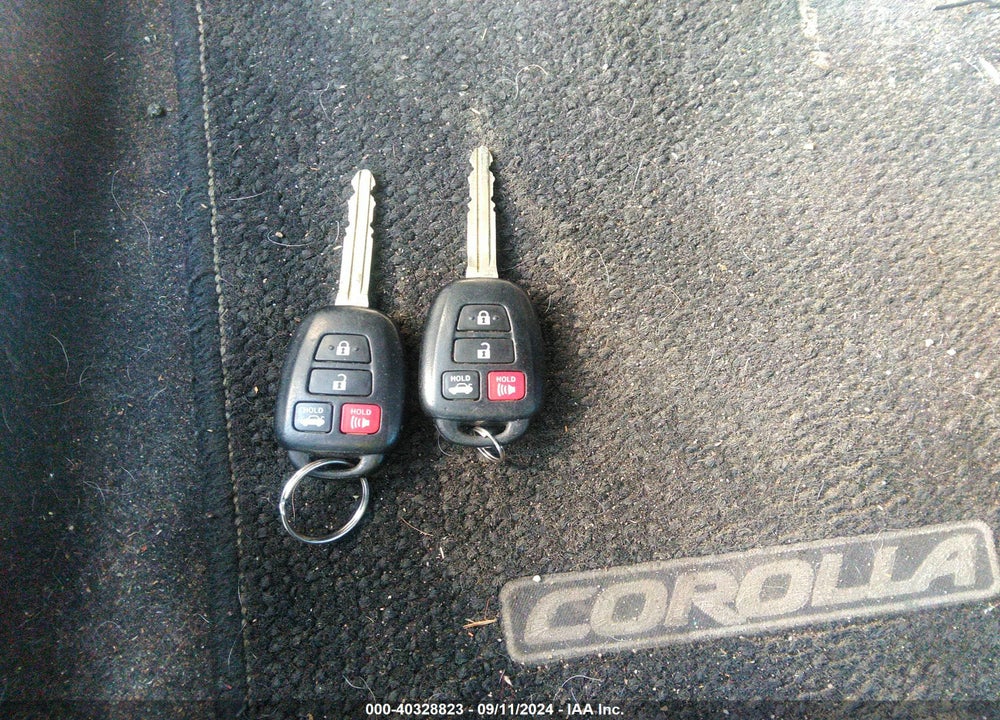 2014 TOYOTA COROLLA S PLUS VIN: 2T1BURHE8EC172470