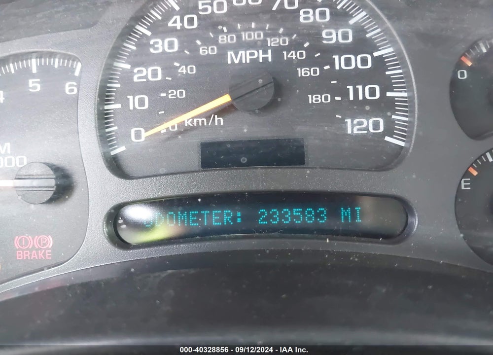 2004 CHEVROLET SILVERADO 1500 WORK TRUCK VIN: 2GCEK19T141292156