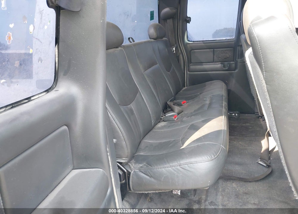 2004 CHEVROLET SILVERADO 1500 WORK TRUCK VIN: 2GCEK19T141292156