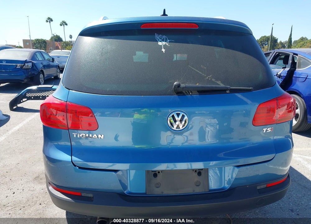 2017 VOLKSWAGEN TIGUAN 2.0T WOLFSBURG EDITION VIN: WVGRV7AX1HK020718