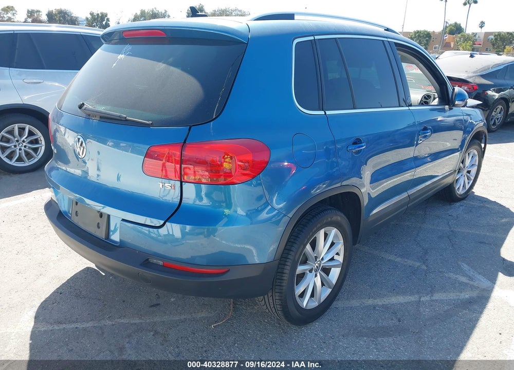2017 VOLKSWAGEN TIGUAN 2.0T WOLFSBURG EDITION VIN: WVGRV7AX1HK020718