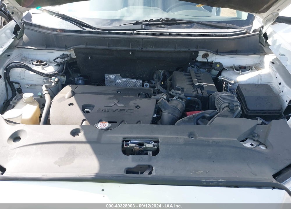 2015 MITSUBISHI OUTLANDER SPORT SE VIN: 4A4AP4AU1FE036910