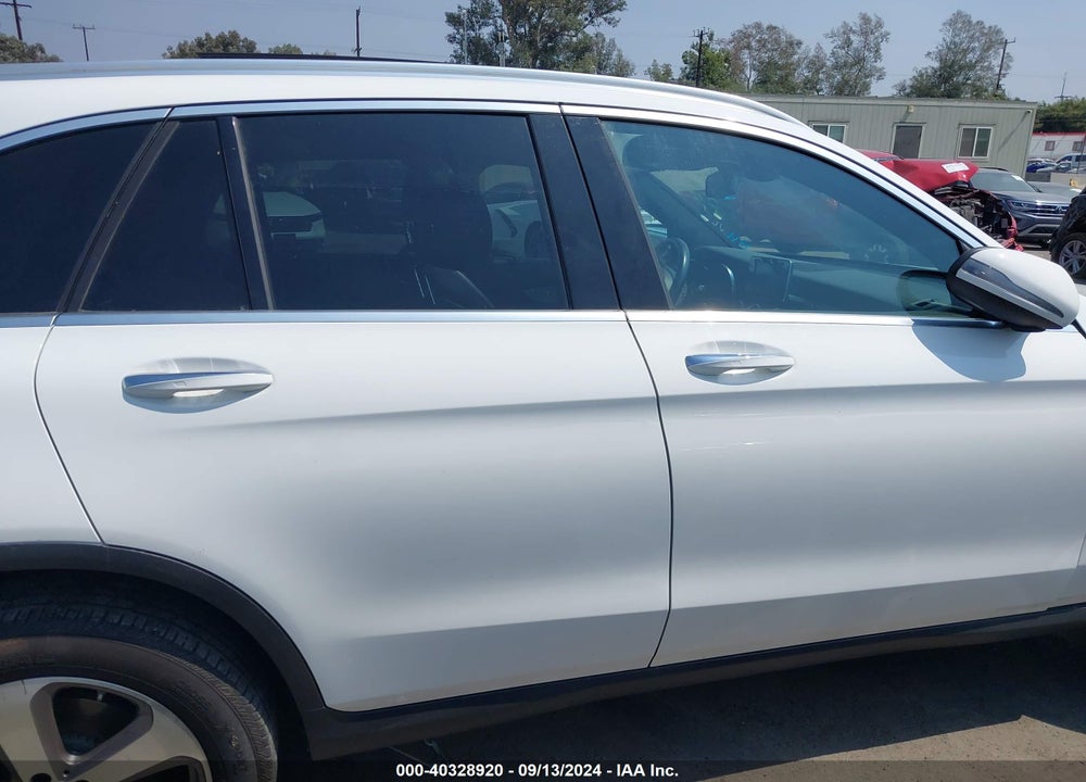 2019 MERCEDES-BENZ GLC 300 4MATIC VIN: WDC0G4KB9KV171234