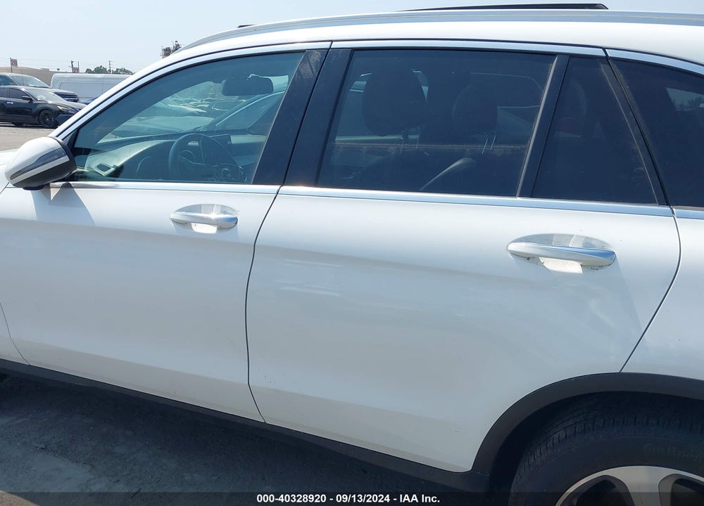 2019 MERCEDES-BENZ GLC 300 4MATIC VIN: WDC0G4KB9KV171234