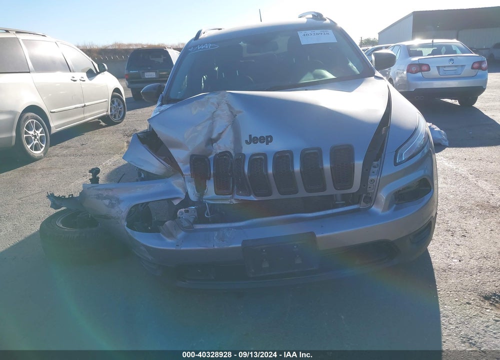 2017 JEEP CHEROKEE ALTITUDE FWD VIN: 1C4PJLAB4HW641156