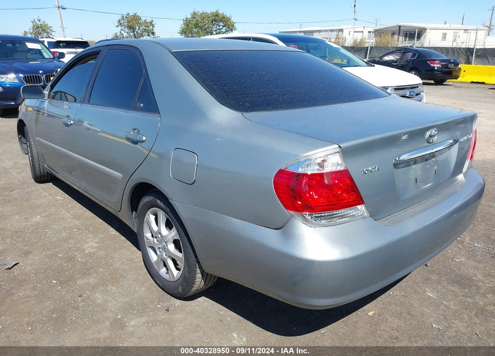 2005 TOYOTA CAMRY XLE VIN: 4T1BE30K75U622457
